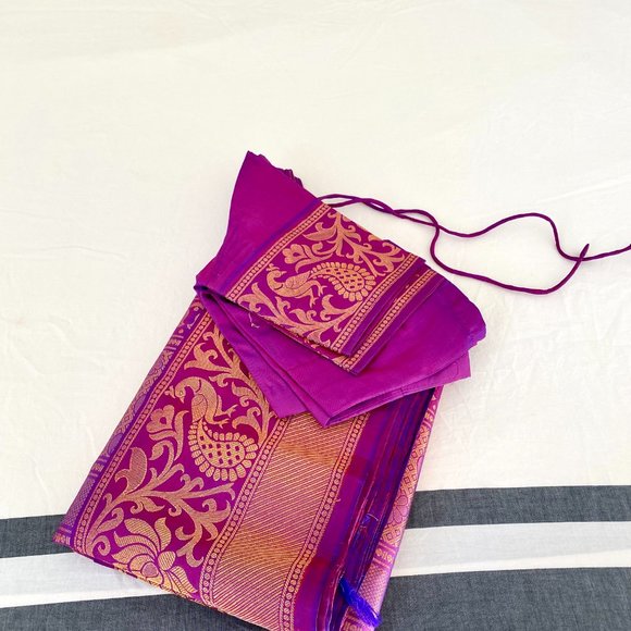 Traditional Indian pure silk saree in Orange and Pink - Picture 2 of 4